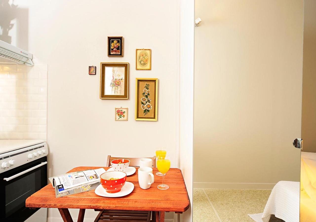 Live In Athens, Psyrri Central Apartments Bilik gambar